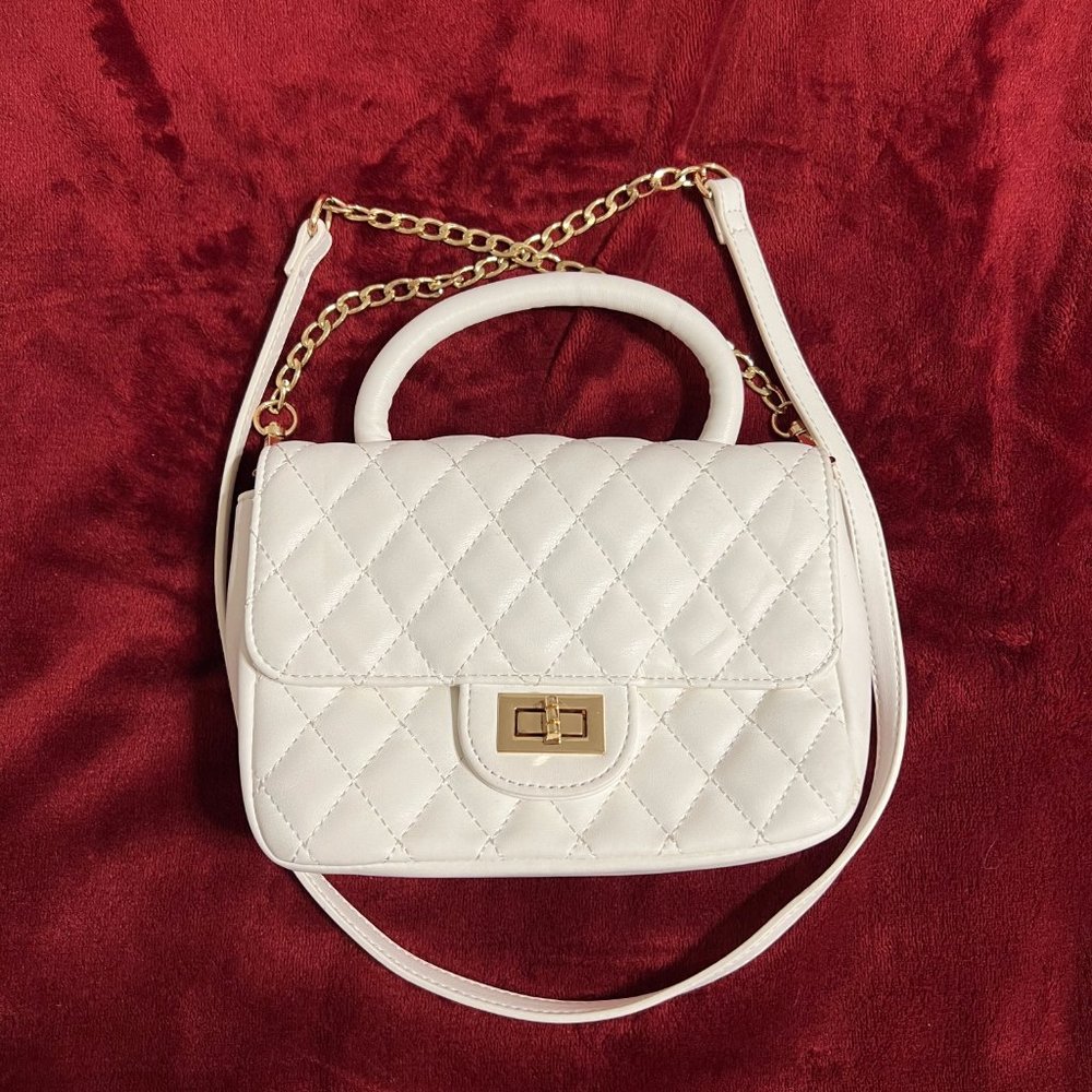 Diamond-Quilted Faux Leather Crossbody Bag | Forever 21